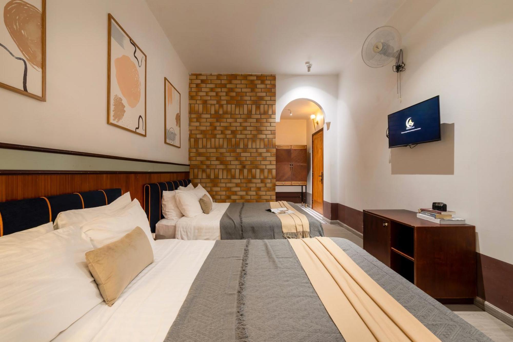 Casanova Dalat Hotel Exterior photo