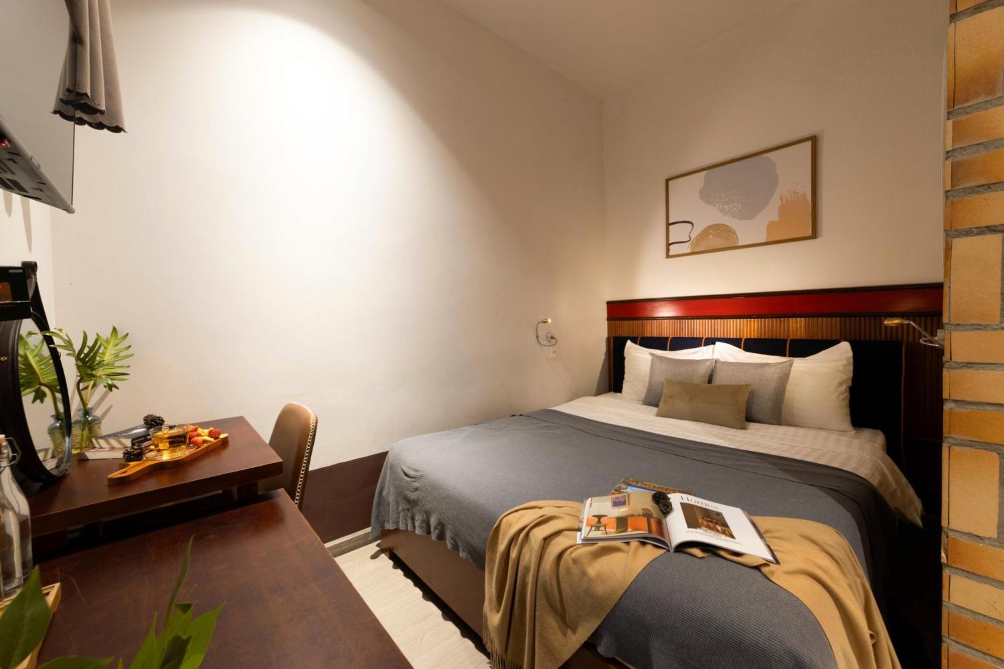 Casanova Dalat Hotel Room photo